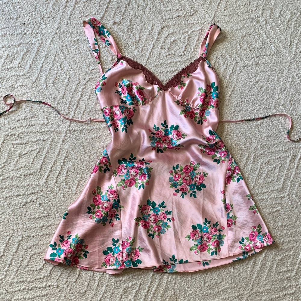 Nordstrom NWOT Floral Pink Women's Nightgown